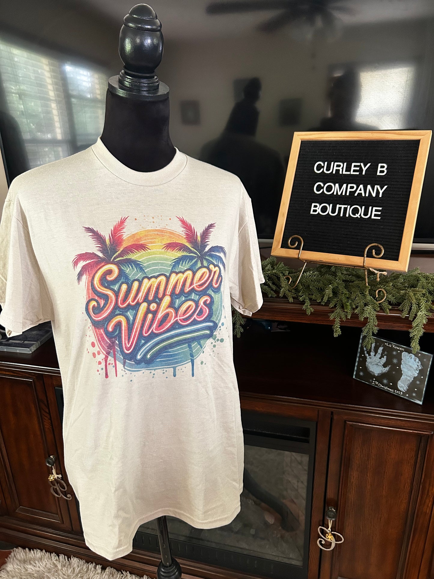 Summer Vibes Tee